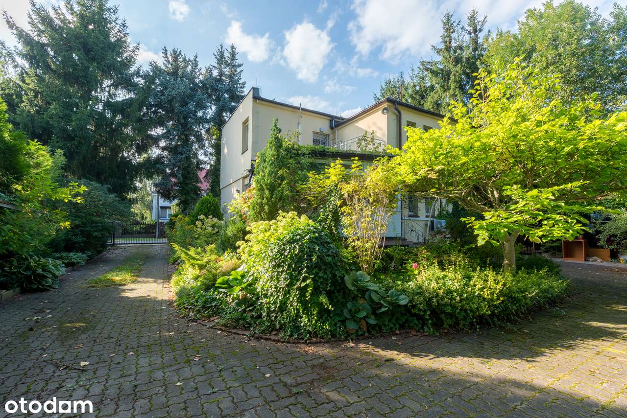 Dom z potencjałem w  Puszczykowie-14