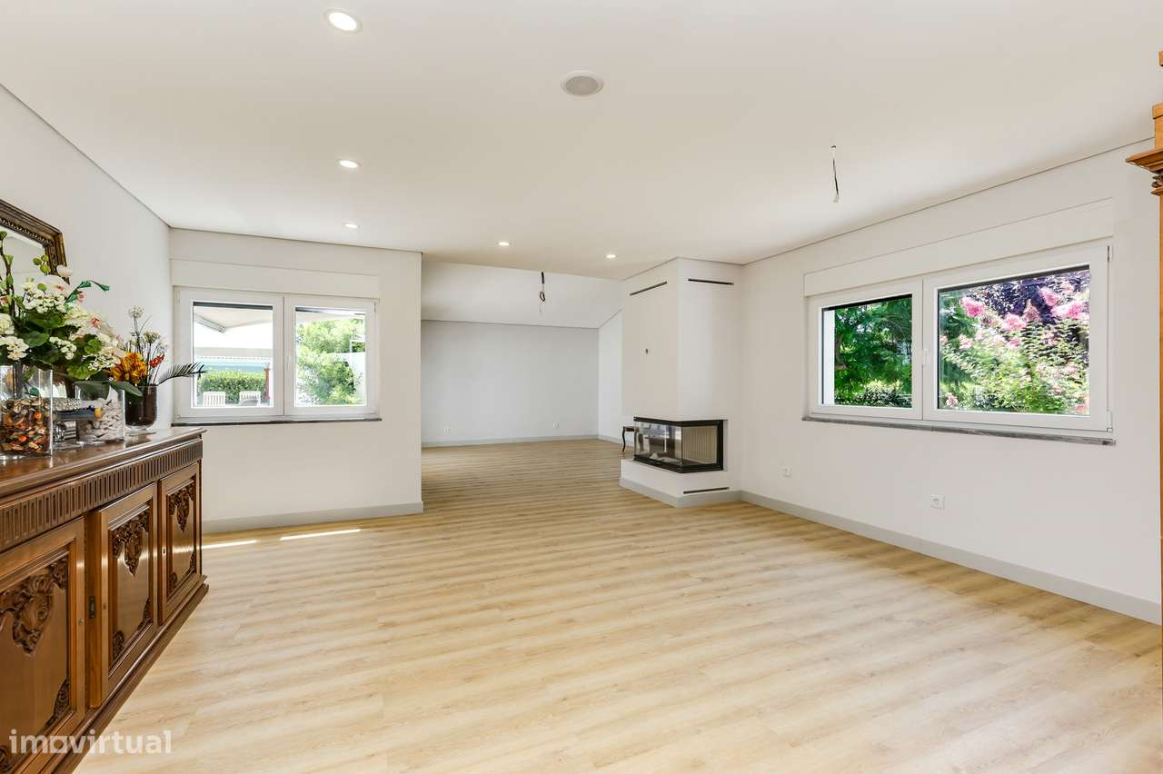 Moradia 9 Assoalhadas, em lote de 2080m2, no centro da Verdizela - Grande imagem: 4/60