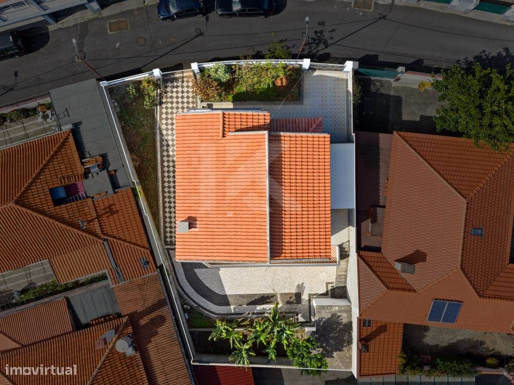 Moradia T3 - São Roque, Funchal-48