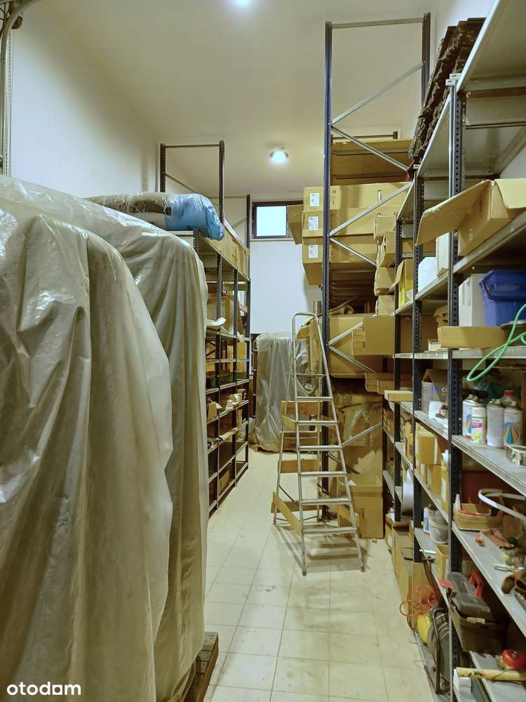 Nowoczesny budynek handlowo-usługowo-biurowy, KSM ul. Zagórska-13