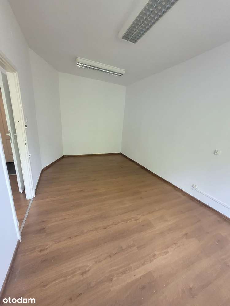 Lokale Biurowe, Atrakcyjna Lokalizacja - Pełny obrazek: 2/9