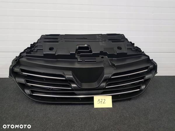 GRILL ATRAPA ZDERZAKA RENAULT TRAFIC III 2014-2019 - 1