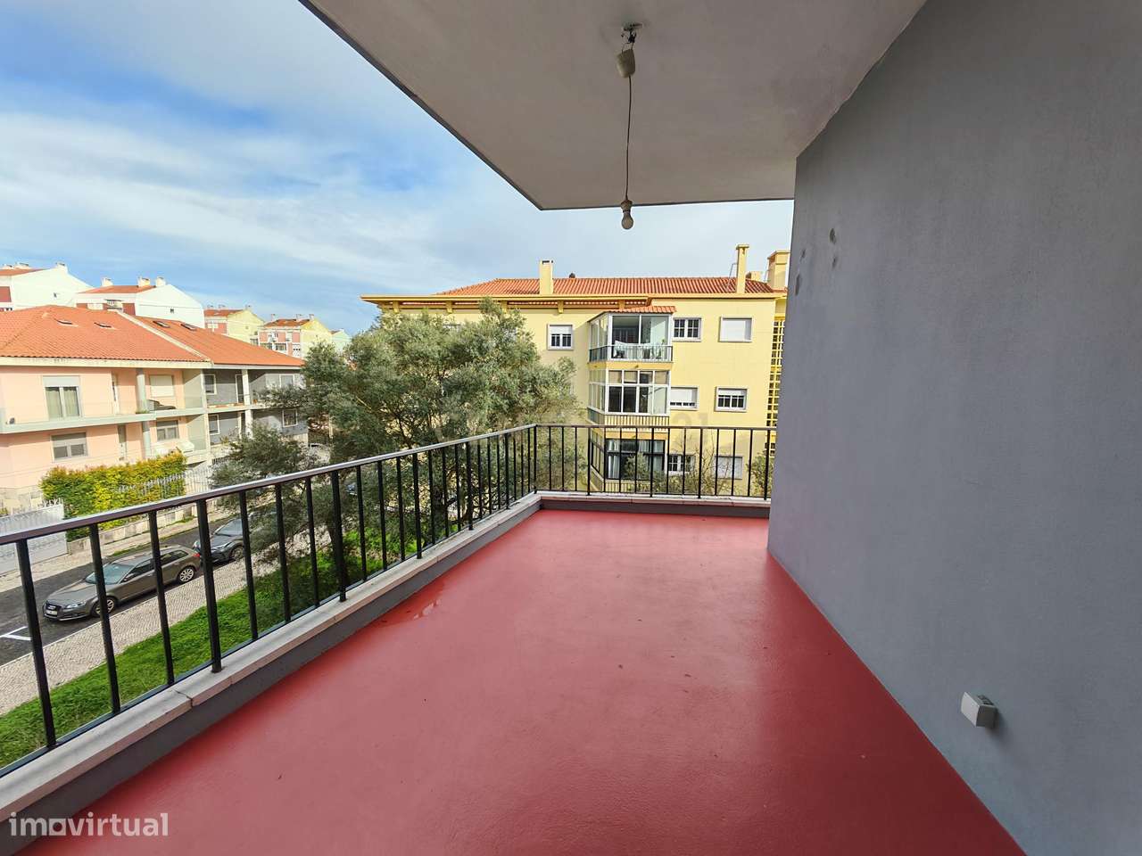 Apartamento T3+1 com varanda tipo terraço em Alvalade - Grande imagem: 4/28