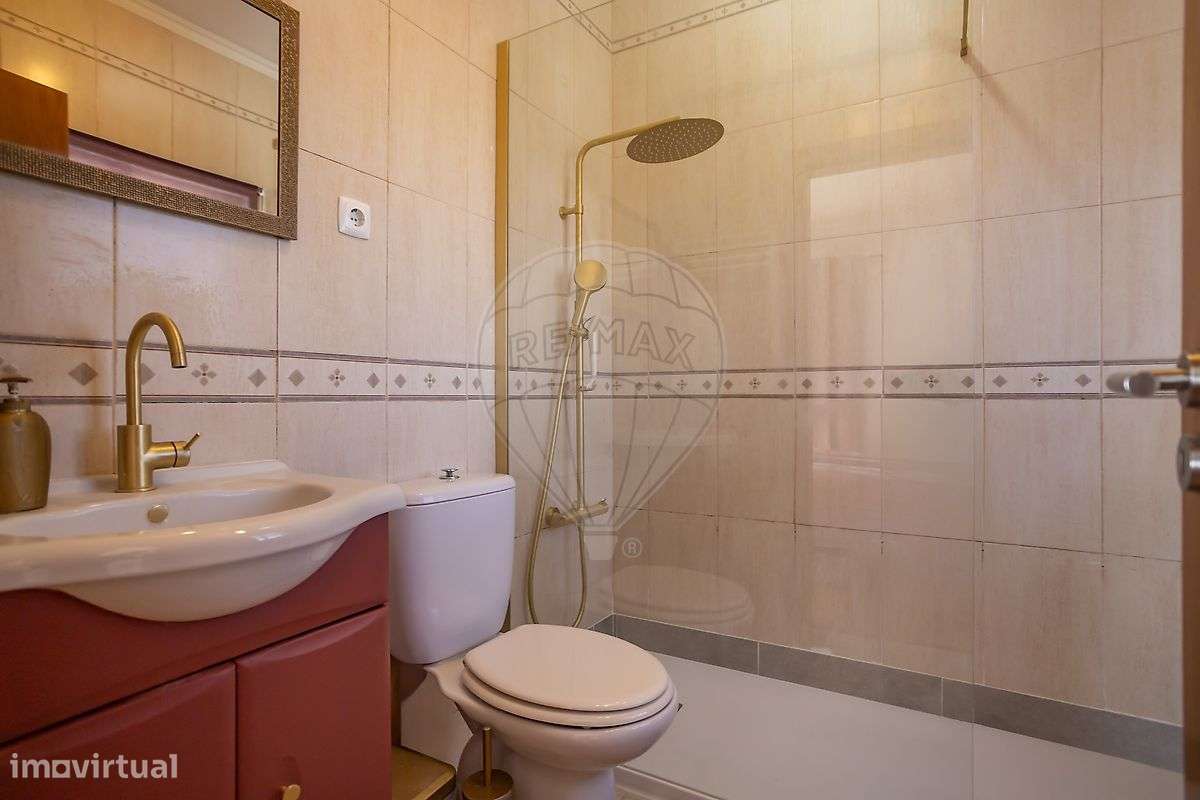 Moradia T4 para venda-32