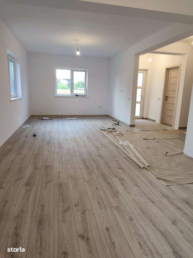 FARA COMISIOANE casa cu 4 - 5 camere P+1+pod 2 placi terasa cam tehnic - Imagine principală: 4/20