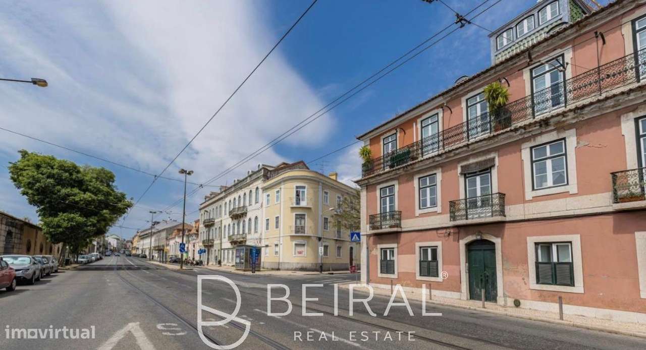 Apartamento T2 com varanda e estacionamento-21