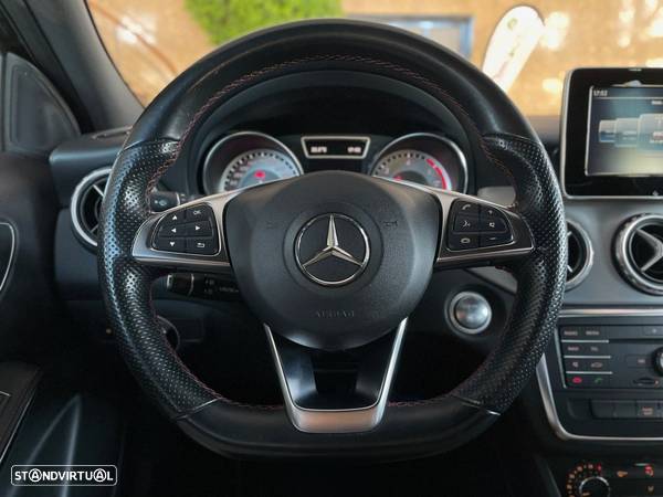 Mercedes-Benz GLA 180 d AMG Line - 4