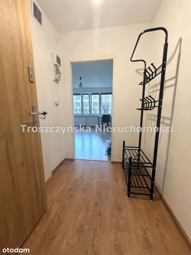 Kawalerka Tysiąclecie - wysoki parter!-4