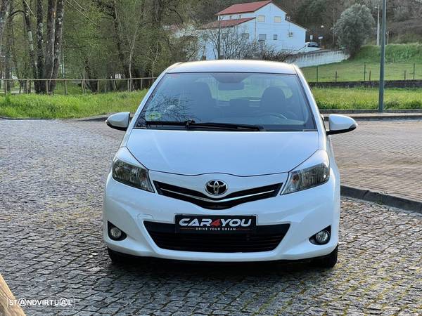 Toyota Yaris 1.4 D-4D Comfort+Navi - 14