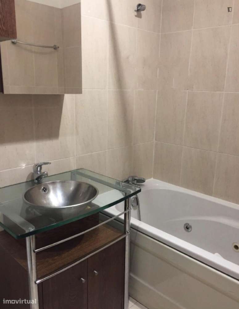 Apartamento com 2 quartos - localizado em Guimaraes - Grande imagem: 5/29