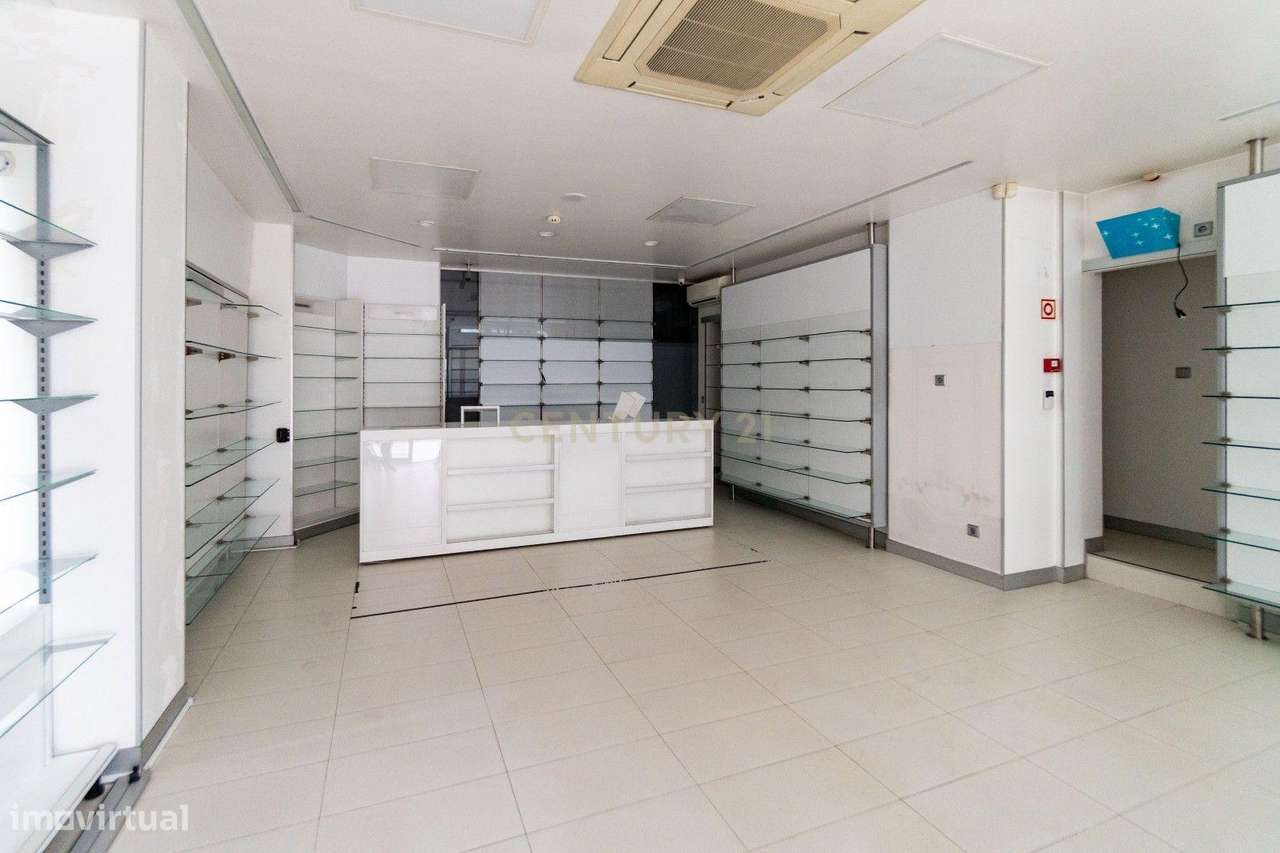 Loja Moderna em Lousã - Oportunidade Única! - Grande imagem: 3/21