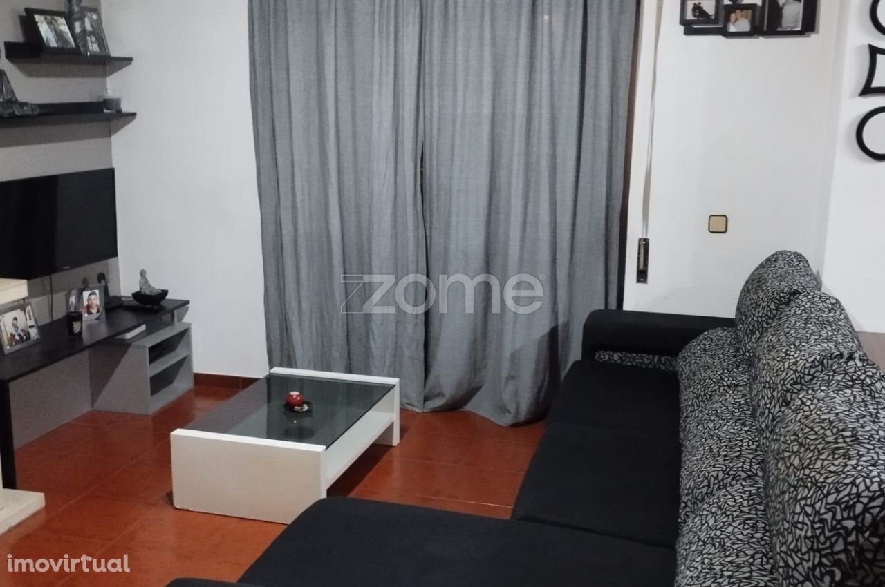 Apartamento T3 Arganil | Arrumos | Lugar garagem