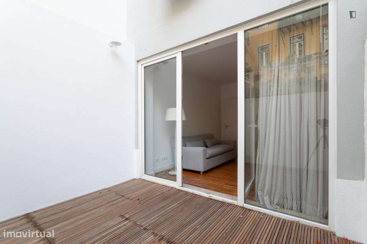 Apartamento com 1 quartos - localizado em Princípe Real Lisbon - Grande imagem: 3/10