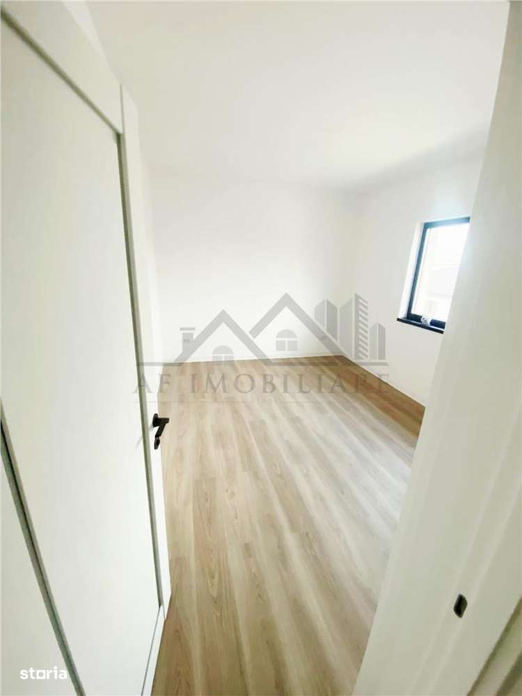 Casa individuala si intabulata cu garaj - Imagine principală: 5/20