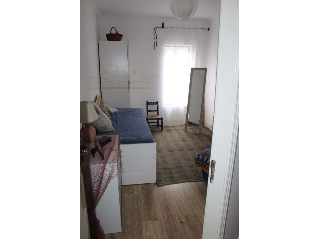 Apartamento T2 com garagem a 10min da praia-9