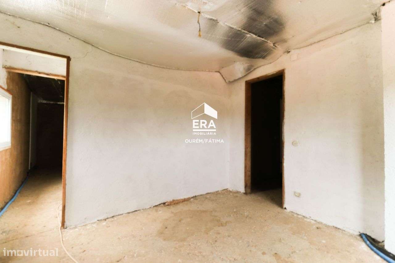 Moradia T4 em Ferreira do Zêzere!-21