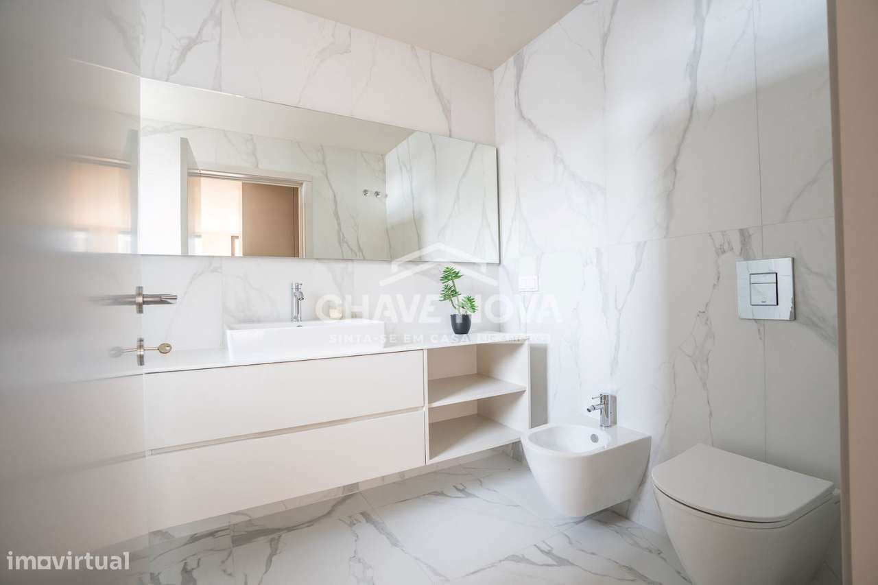 T4 com vistas para a foz do Douro-11