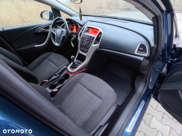 Opel Astra 1.6 Design Edition - 16