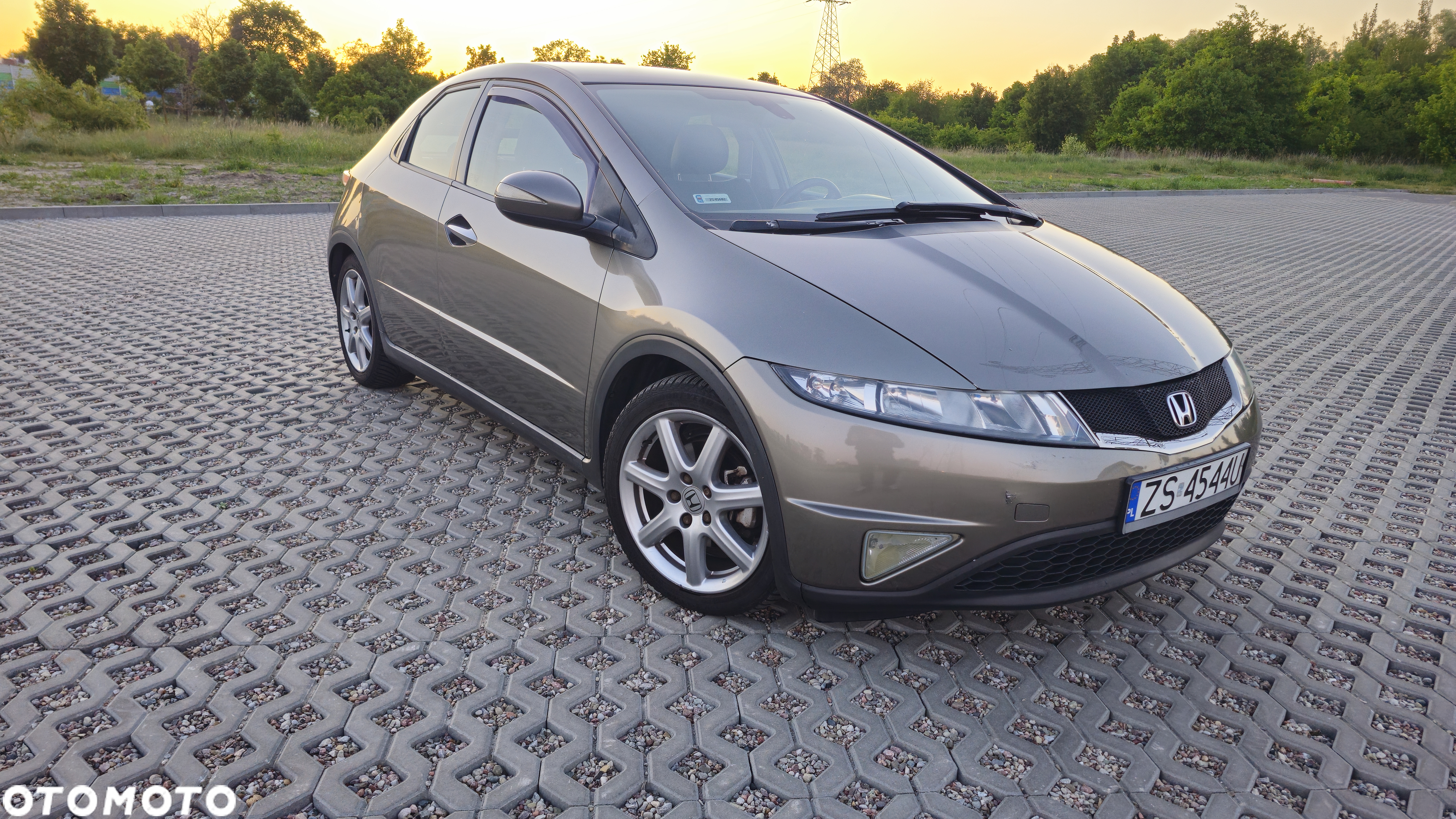 Honda Civic 1.8i-VTEC Comfort - 2