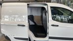 Ford Transit Courier - 22