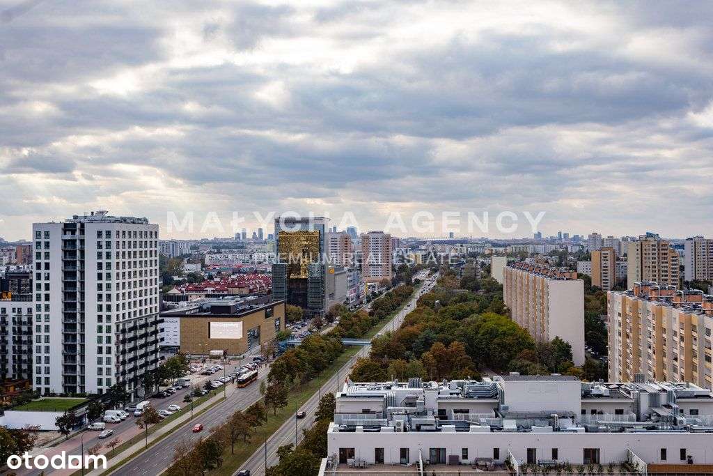 Aura Sky | 15 piętro | widok na panoramę Warszawy-16