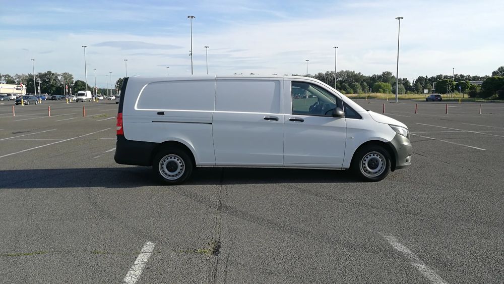 Mercedes-Benz Vito 2023