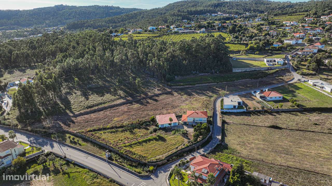 Terreno rústico de 15.520m2 em malha urbana e com possibilidade de con - Grande imagem: 4/8