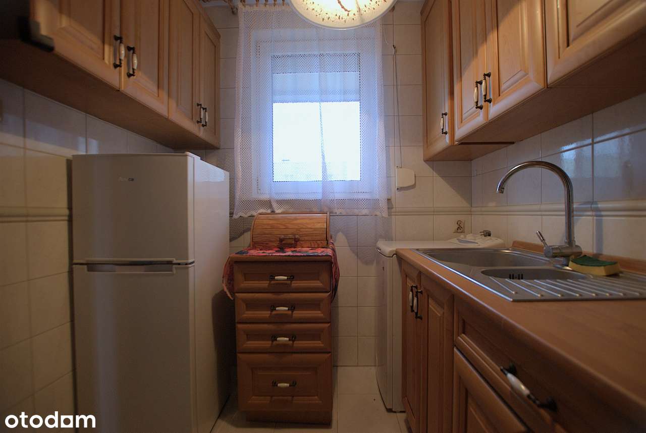 2 pokoje, 3 piętro, dwustronne, osobna kuchnia, ul. Lecha-6