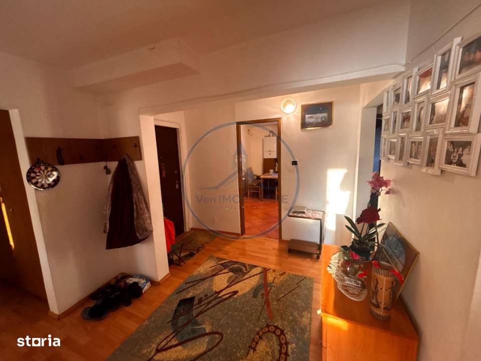 Apartament 4 camere de vanzare – Calea Moldovei-1