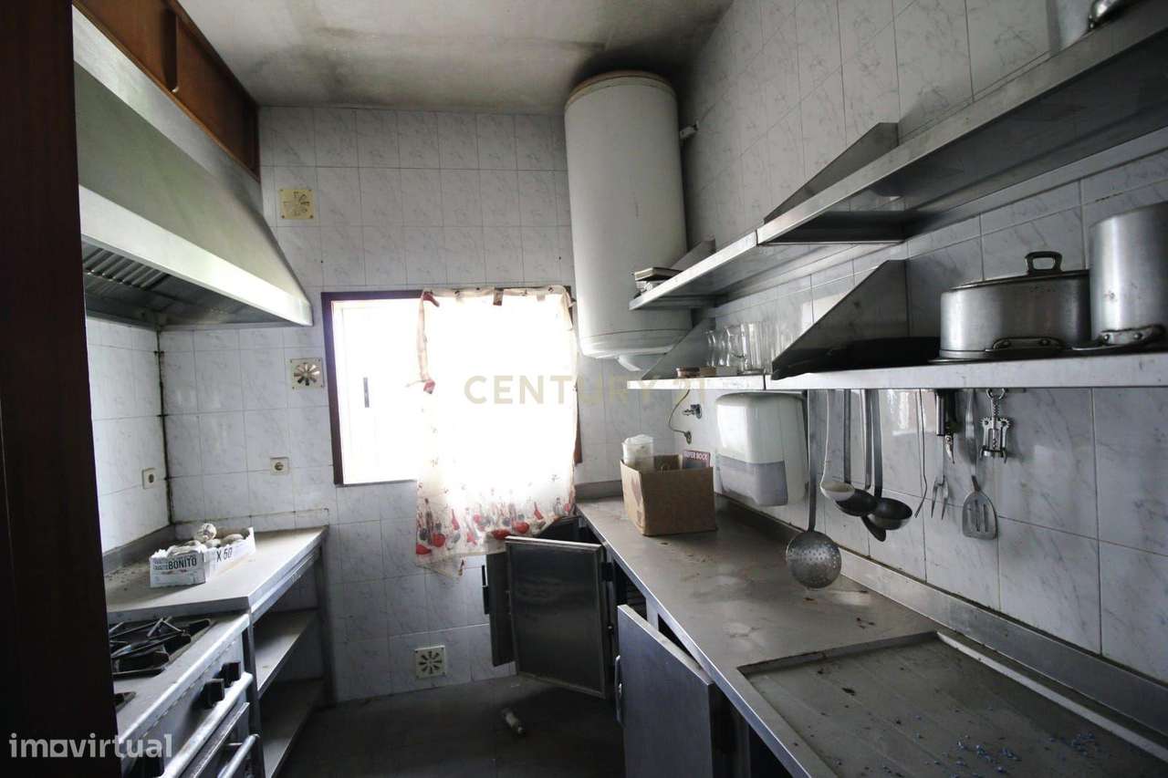 Espaço comercial em Paço de Sousa, Penafiel-6