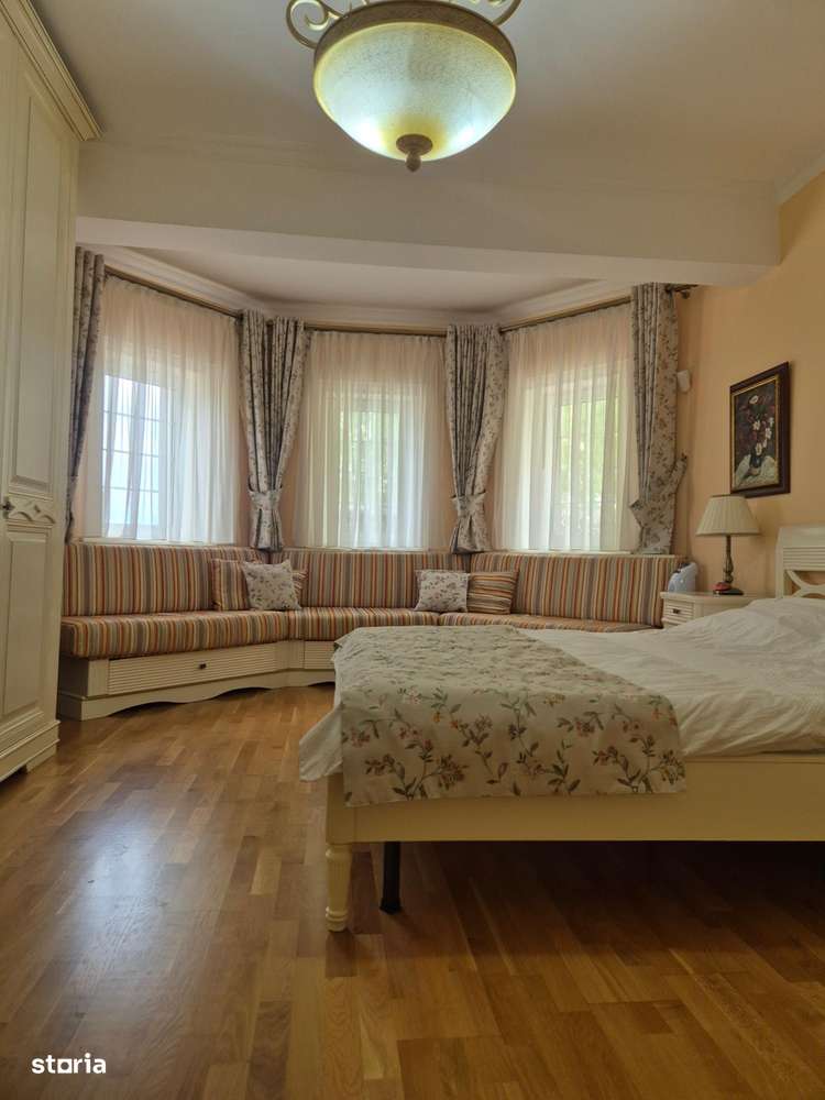 Vila Tip Duplex, 8 Camere, Teren 1100 Mp, Finisajele de Lux-9