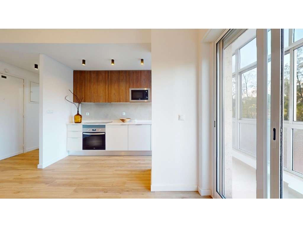 Apartamento T1, Alto de Sto. Amaro - Grande imagem: 3/15