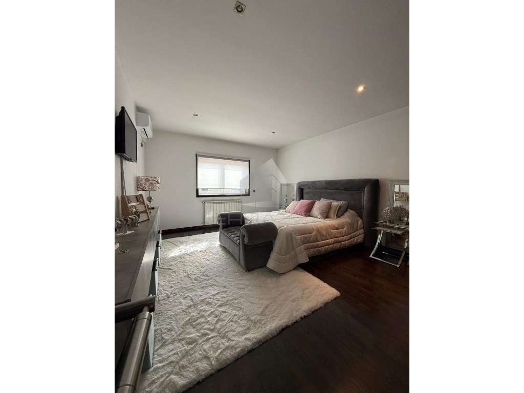 Casa de luxo à entrada da cidade de chaves-19