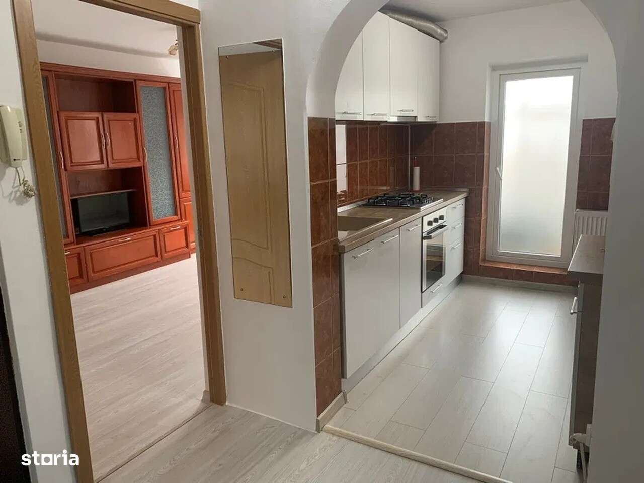 REPUBLICII-Brezeanu- 2cam, cf1, dec, 3/4, G,F,T - 80000 euro-0