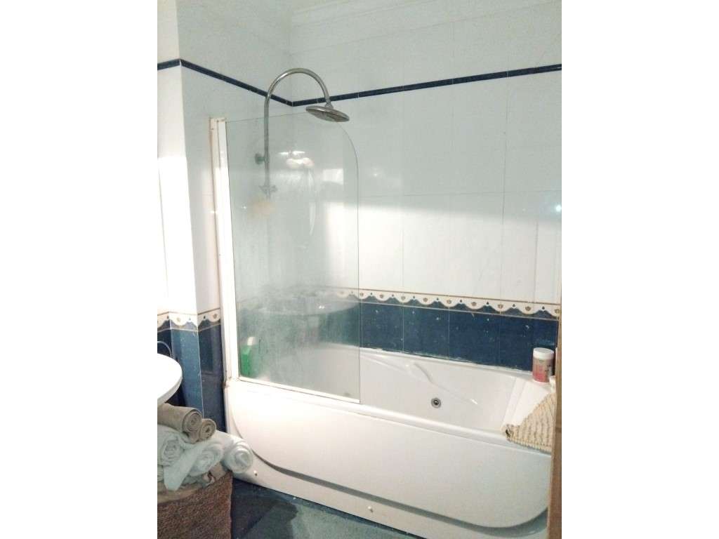 Bairro Salgado - T2 Espetacular com Parqueamento e Arrecadação-15