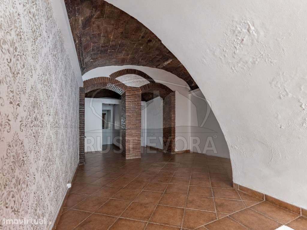 Espaço Comercial de Rés-do-chão, comércio ou serviços - Grande imagem: 4/9