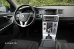 Volvo V60 Cross Country D4 Drive-E Momentum - 17