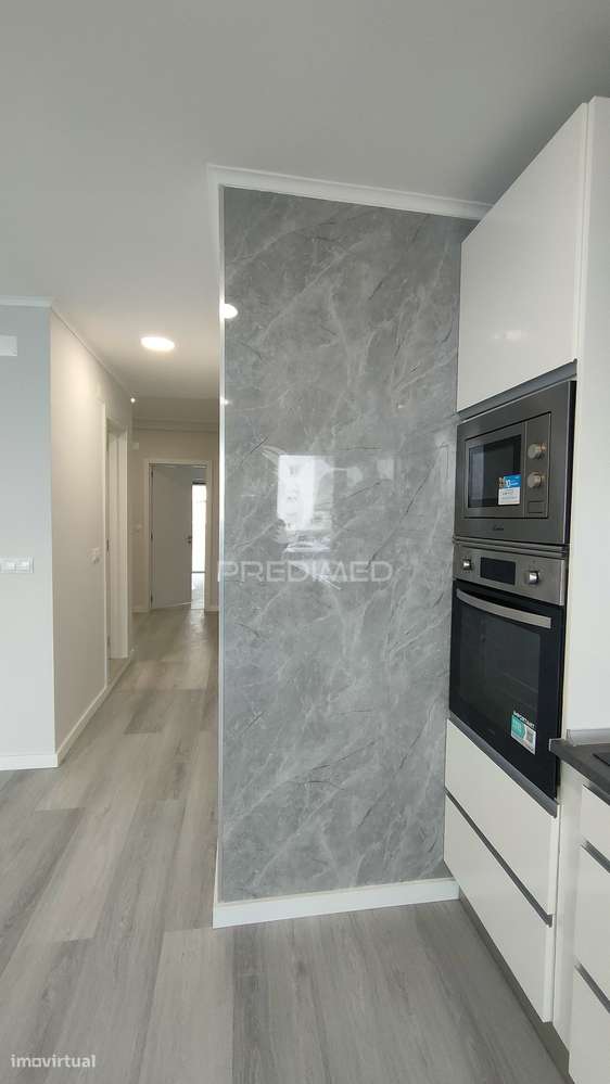 Apartamento T2, remodelação moderna a estrear, edificio com duas fr... - Grande imagem: 5/21