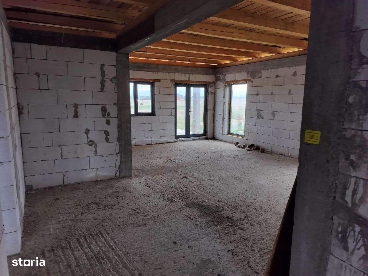 Casă 4 camere în Zimandcuz - Imagine principală: 5/5