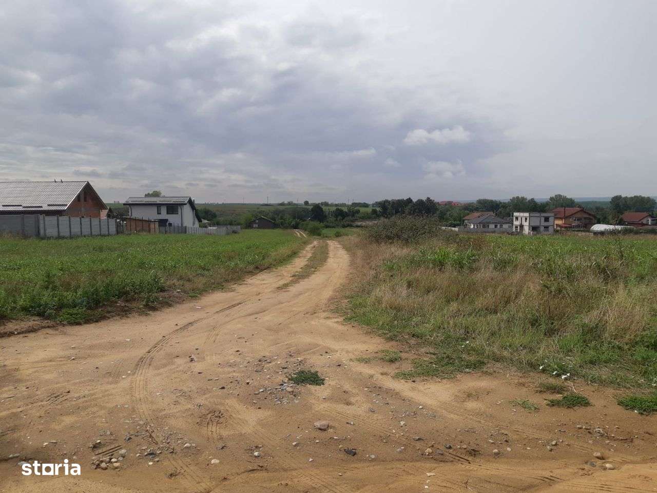 Carpe Diem Imobiliare - Teren intravilan malu mare langa politie - Imagine principală: 2/4