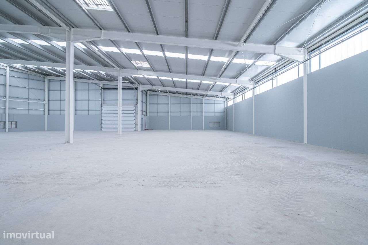 Unidade Fabril Nova em Zona Industrial-17