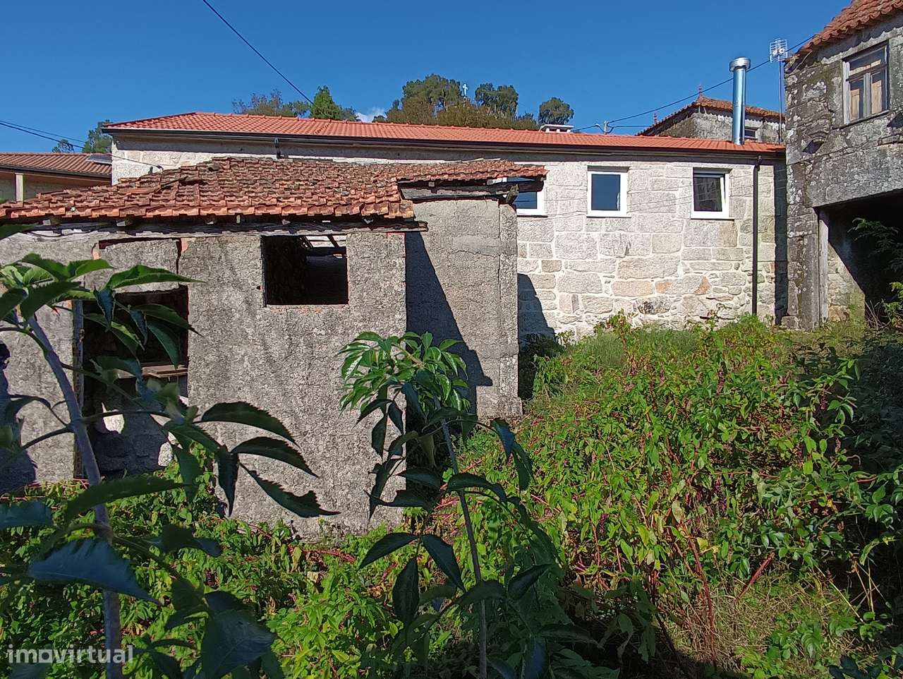 Moradia em p/ recuperar – Oliveira de Frades-16