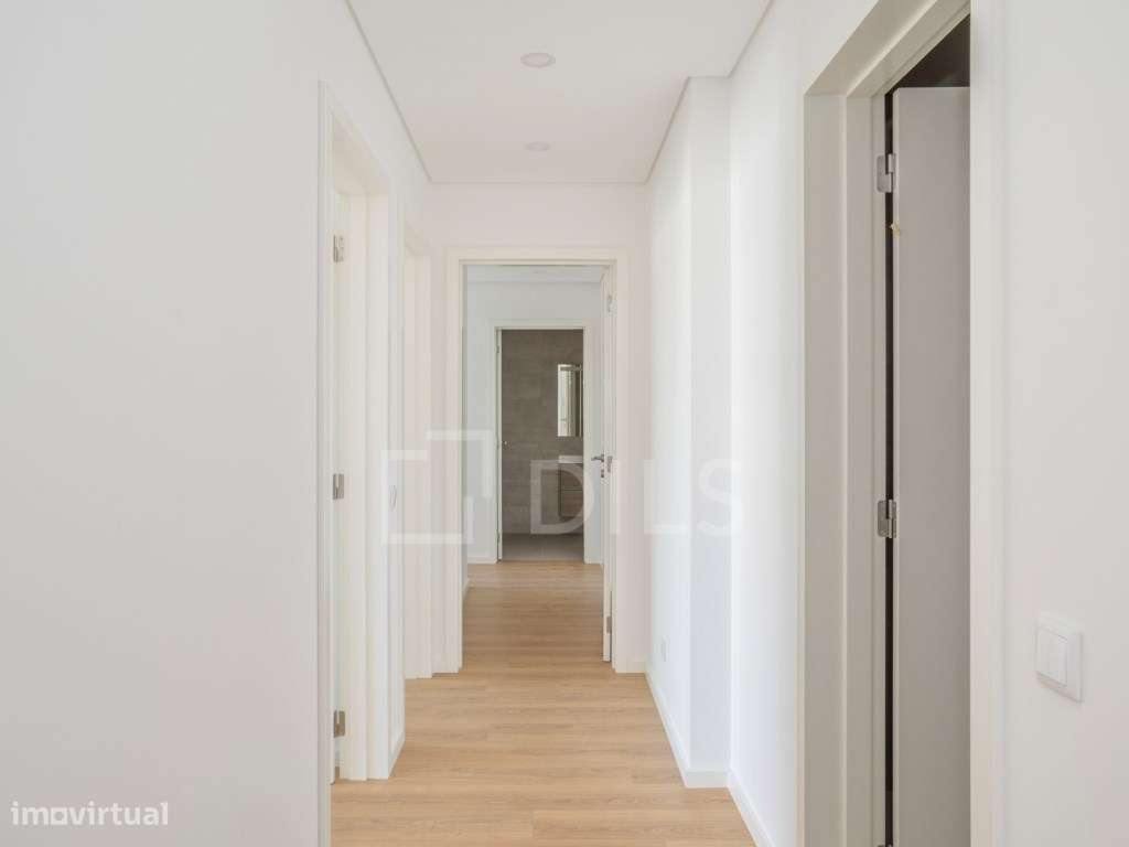 Apartamento T2, com varanda, em Faro - Grande imagem: 5/77