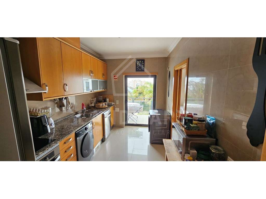 Apartamento T2 em Condomínio Fechado - São Martinho do Porto - Grande imagem: 3/12