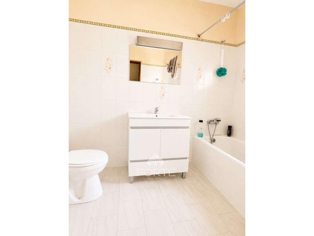 Apartamento T2 - Cacém, Sintra-20