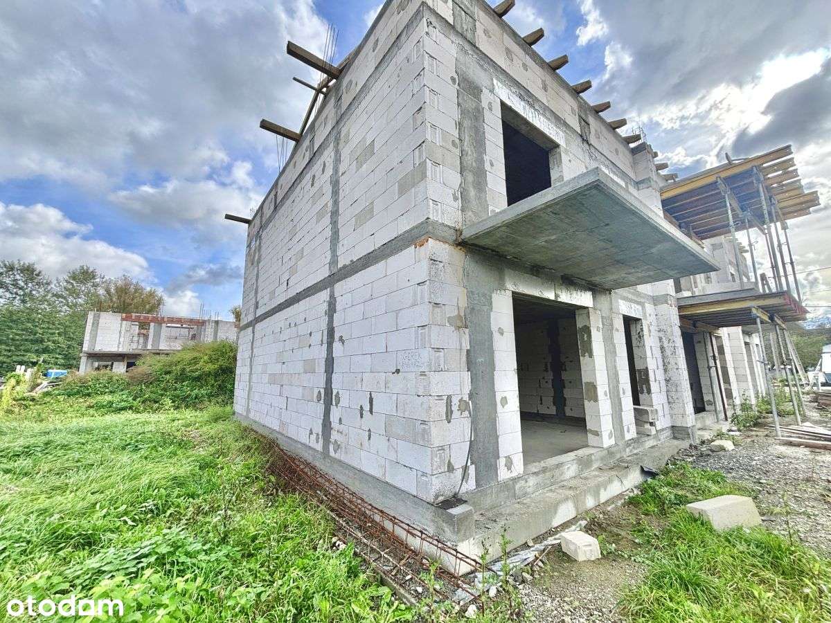 4 Pokoje - 84 m² + 2 Miejsca Postojowe W Cenie - Pełny obrazek: 1/9