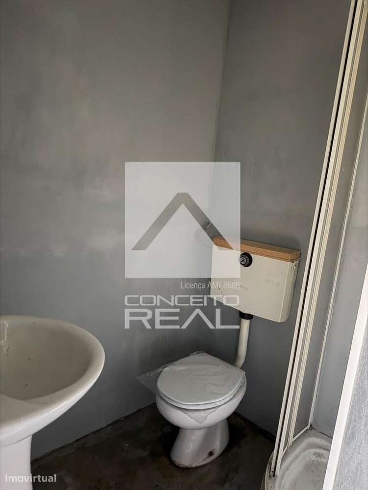 Armazém p/ arrendamento - Paredes - Grande imagem: 2/5