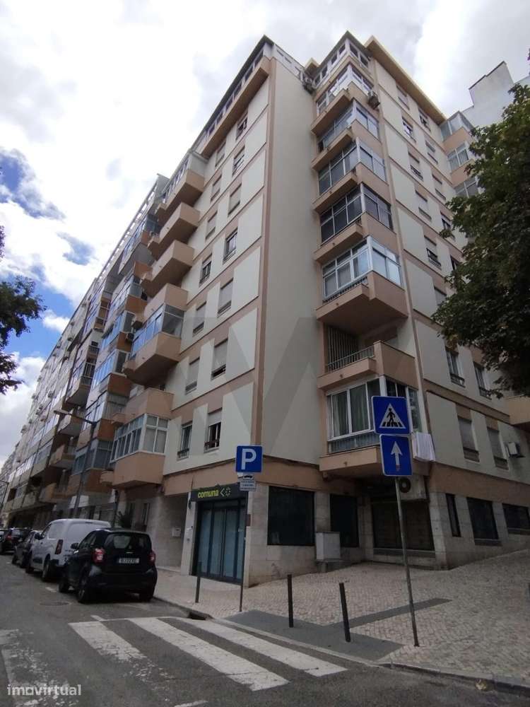 Apartamento T3 com 103,80 m2 na Rua Francisco Baía / Rua dos  Soeiros - Grande imagem: 2/34