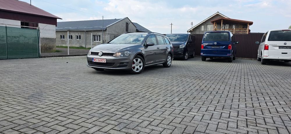 Volkswagen Golf 1.6 TDI (BlueMotion Technology) Comfortline 2015