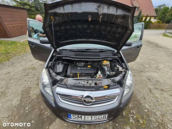 Opel Zafira 1.8 - 17